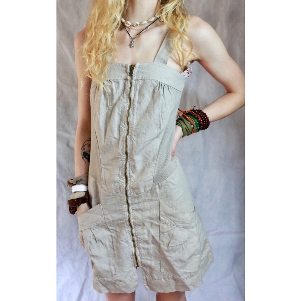 NWT 100% Linen Miss Rita Off White Zipper Dress !